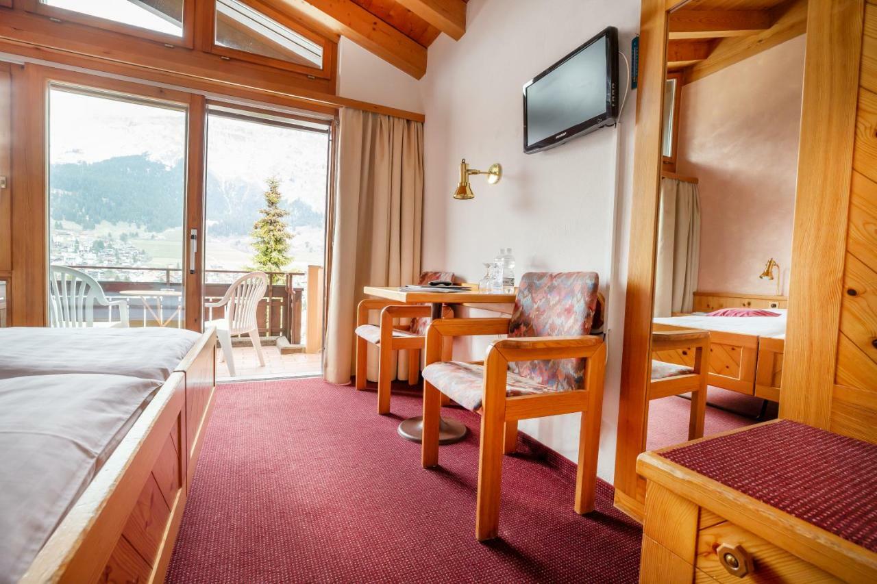 T3 Hotel Mira Val Flims Esterno foto